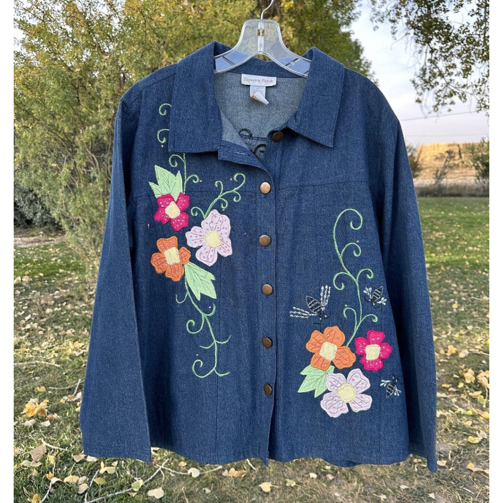 Embroidered Denim Grannycore Jean Jacket Blue Size XL Cotton Tapestry Patch
